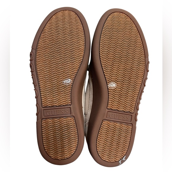 NWOT Guess Tan/Beige Tennis Shoes - Size 7.5 - Picture 5 of 13